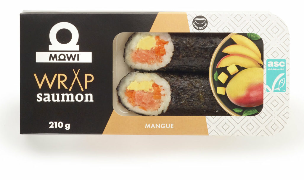 Wrap saumon & mangue Mowi, deux makis avec saumon, mangue et sauce teriyaki.